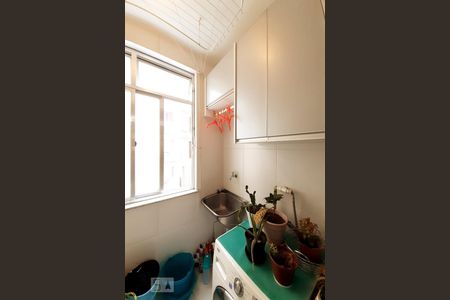 Apartamento para alugar com 58m², 2 quartos e 1 vagaÁrea de Serviço