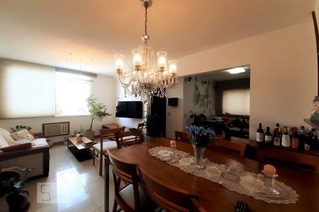 Apartamento para alugar com 58m², 2 quartos e 1 vagaSala