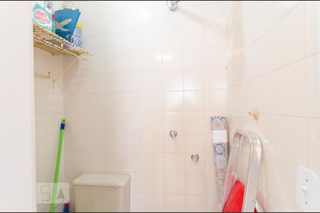 Apartamento à venda com 62m², 2 quartos e 1 vaga Apartamento à venda com 62m², 2 quartos e 1 vagaBanheiro de Serviço