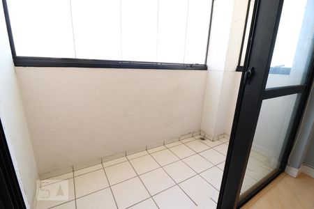 Varanda de apartamento para alugar com 3 quartos, 65m² em Vila Gumercindo, São Paulo