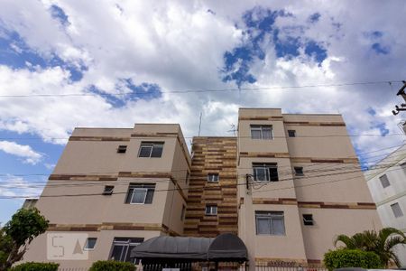 Fachada do Prédio de apartamento para alugar com 2 quartos, 54m² em Jardim Rio das Pedras, Cotia
