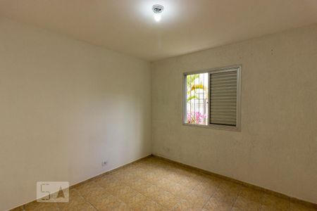 Quarto 1 de apartamento para alugar com 2 quartos, 54m² em Jardim Rio das Pedras, Cotia