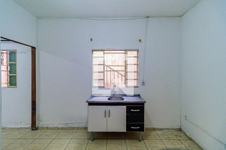 Sala/Cozinha de casa para alugar com 1 quarto, 60m² em Jardim Ester Yolanda, São Paulo