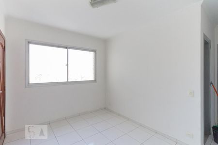 Sala de apartamento para alugar com 2 quartos, 48m² em Vila Brasílio Machado, São Paulo