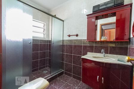 Casa para alugar com 175m², 3 quartos e 2 vagasBanheiro social