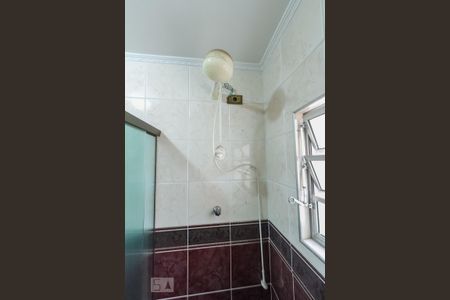 Casa para alugar com 175m², 3 quartos e 2 vagasChuveiro