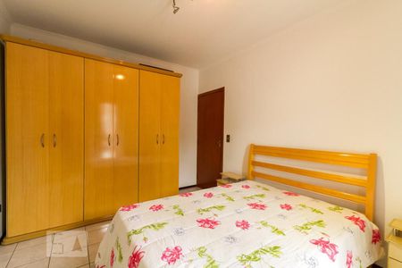 Casa para alugar com 175m², 3 quartos e 2 vagasQuarto 2