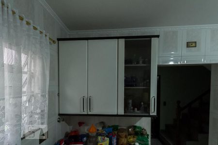 Casa para alugar com 175m², 3 quartos e 2 vagasArmários