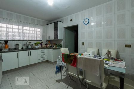 Casa para alugar com 175m², 3 quartos e 2 vagasCozinha