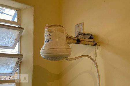 Casa à venda com 300m², 2 quartos e 1 vagaBanheiro