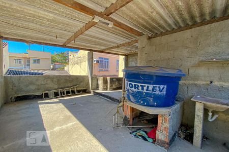 Casa à venda com 300m², 2 quartos e 1 vagaTerraço