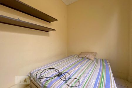 Quarto 1 de casa à venda com 2 quartos, 300m² em Vila Kosmos , Rio de Janeiro