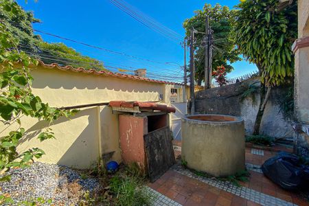 Casa à venda com 300m², 2 quartos e 1 vagaVaranda