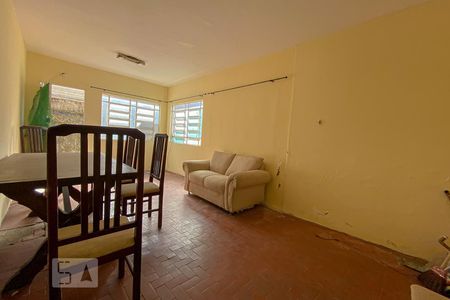 Casa à venda com 300m², 2 quartos e 1 vagaCopa