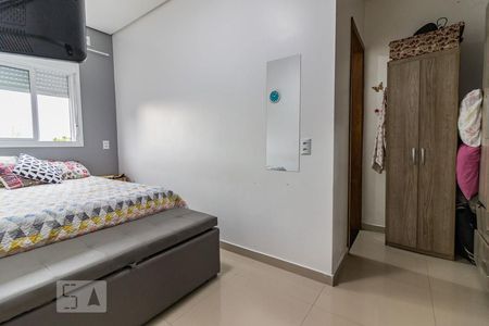 Dormitório de casa à venda com 2 quartos, 75m² em Glória, Porto Alegre