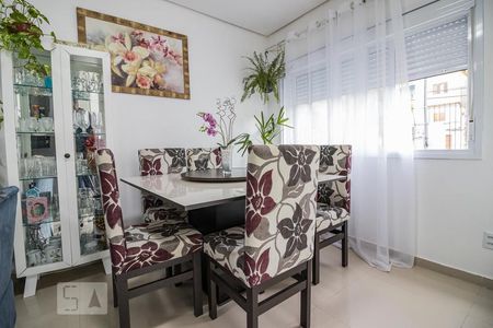 Sala de casa à venda com 2 quartos, 75m² em Glória, Porto Alegre