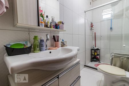 Detalhe do Banheiro da Suite de casa à venda com 2 quartos, 75m² em Glória, Porto Alegre