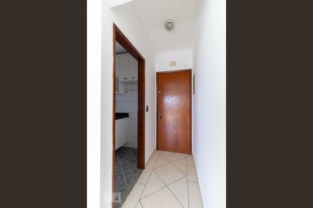 Entrada de apartamento à venda com 2 quartos, 62m² em Vila Monumento, São Paulo