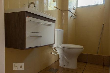 Apartamento para alugar com 59m², 2 quartos e 1 vagaDetalhe do banheiro