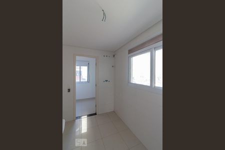 Apartamento à venda com 190m², 4 quartos e 4 vagas Apartamento à venda com 190m², 4 quartos e 4 vagasLavanderia