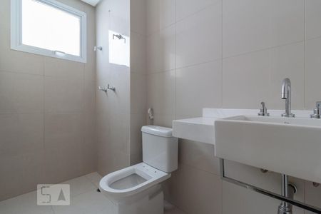 Apartamento à venda com 190m², 4 quartos e 4 vagas Apartamento à venda com 190m², 4 quartos e 4 vagasBanheiro da Suíte 1