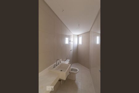 Apartamento à venda com 190m², 4 quartos e 4 vagas Apartamento à venda com 190m², 4 quartos e 4 vagasBanheiro Social