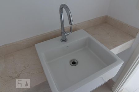 Apartamento à venda com 190m², 4 quartos e 4 vagas Apartamento à venda com 190m², 4 quartos e 4 vagasLavabo