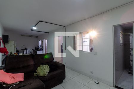 Sala de casa à venda com 2 quartos, 250m² em Vila São Paulo, São Paulo