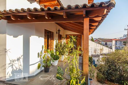 Casa para alugar com 600m², 4 quartos e 8 vagasÁrea Externa