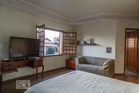 Casa para alugar com 600m², 4 quartos e 8 vagasQuarto Suíte 1