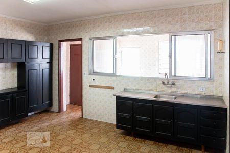 Casa à venda com 220m², 3 quartos e 2 vagasCozinha