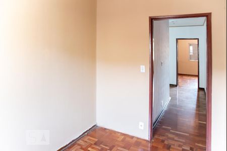 Casa à venda com 220m², 3 quartos e 2 vagasQuarto 2