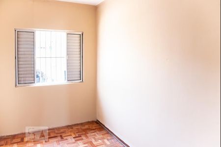 Casa à venda com 220m², 3 quartos e 2 vagasQuarto 2