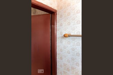 Lavabo de casa à venda com 3 quartos, 220m² em Vila Tolstoi, São Paulo