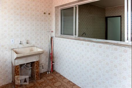 Casa à venda com 220m², 3 quartos e 2 vagasÁrea de Serviço