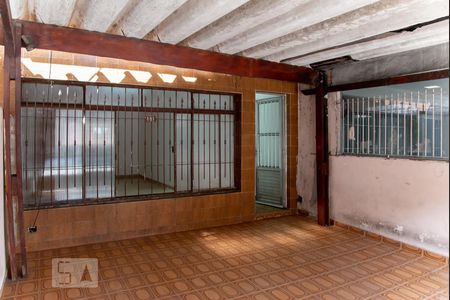 Casa à venda com 220m², 3 quartos e 2 vagasGaragem