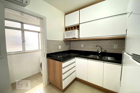 Apartamento para alugar com 75m², 2 quartos e 1 vagaCozinha