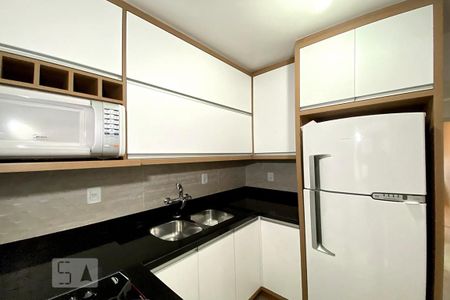 Apartamento para alugar com 75m², 2 quartos e 1 vagaCozinha - Armários