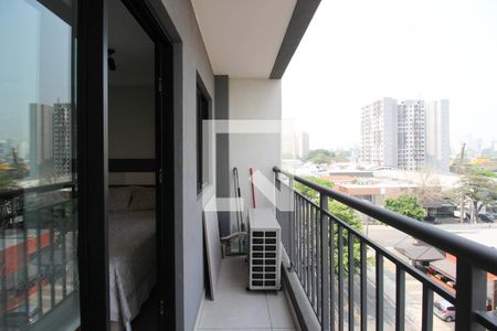 Studio para alugar com 33m², 1 quarto e sem vagaVaranda