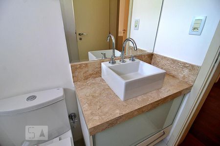 Apartamento à venda com 125m², 3 quartos e 3 vagasBanheiro 3
