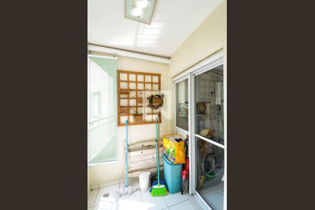 Varanda da Sala de apartamento à venda com 2 quartos, 60m² em Vila Antonieta, Guarulhos