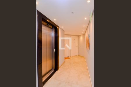 Apartamento à venda com 60m², 2 quartos e 1 vagaHall de entrada