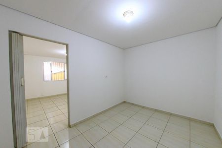 Sala de casa para alugar com 2 quartos, 70m² em Jardim Leda, Guarulhos