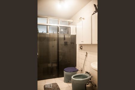 Apartamento à venda com 120m², 3 quartos e 1 vagaBanheiro Corredor