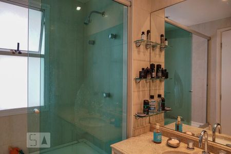 Apartamento à venda com 175m², 3 quartos e 2 vagasBanheiro da Suíte