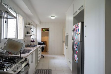 Apartamento à venda com 175m², 3 quartos e 2 vagasCozinha