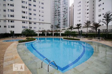 Apartamento à venda com 175m², 3 quartos e 2 vagasÁrea comum - Piscina