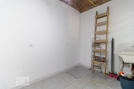 Casa à venda com 199m², 4 quartos e 2 vagas Casa à venda com 199m², 4 quartos e 2 vagasLavanderia