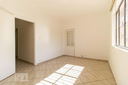 Casa à venda com 199m², 4 quartos e 2 vagas Casa à venda com 199m², 4 quartos e 2 vagasQuarto 3