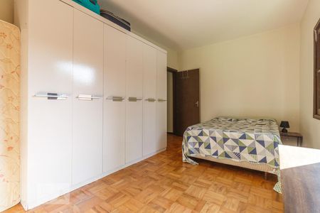 Casa para alugar com 160m², 2 quartos e 2 vagasQuarto 1